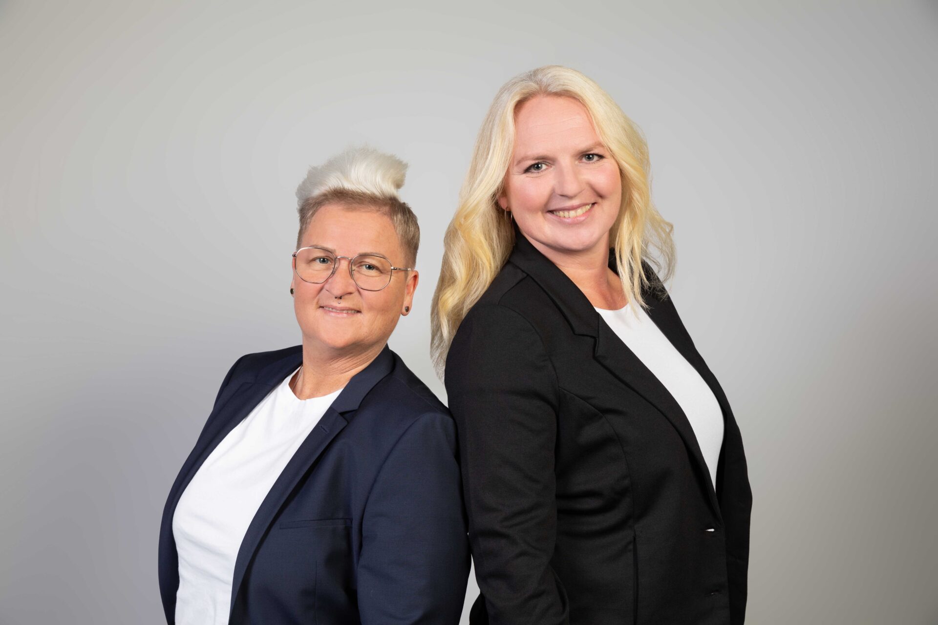 Salina und Tatjana Geschäftsführerinnen der Pflegeengel im Einsatz